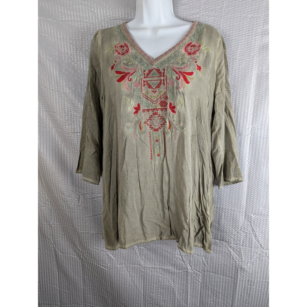 Andree by Unit Boho Embroidered Tunic Top Floral Aztec Olive Rayon Small